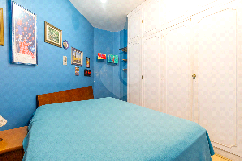 APARTAMENTO em PINHEIROS