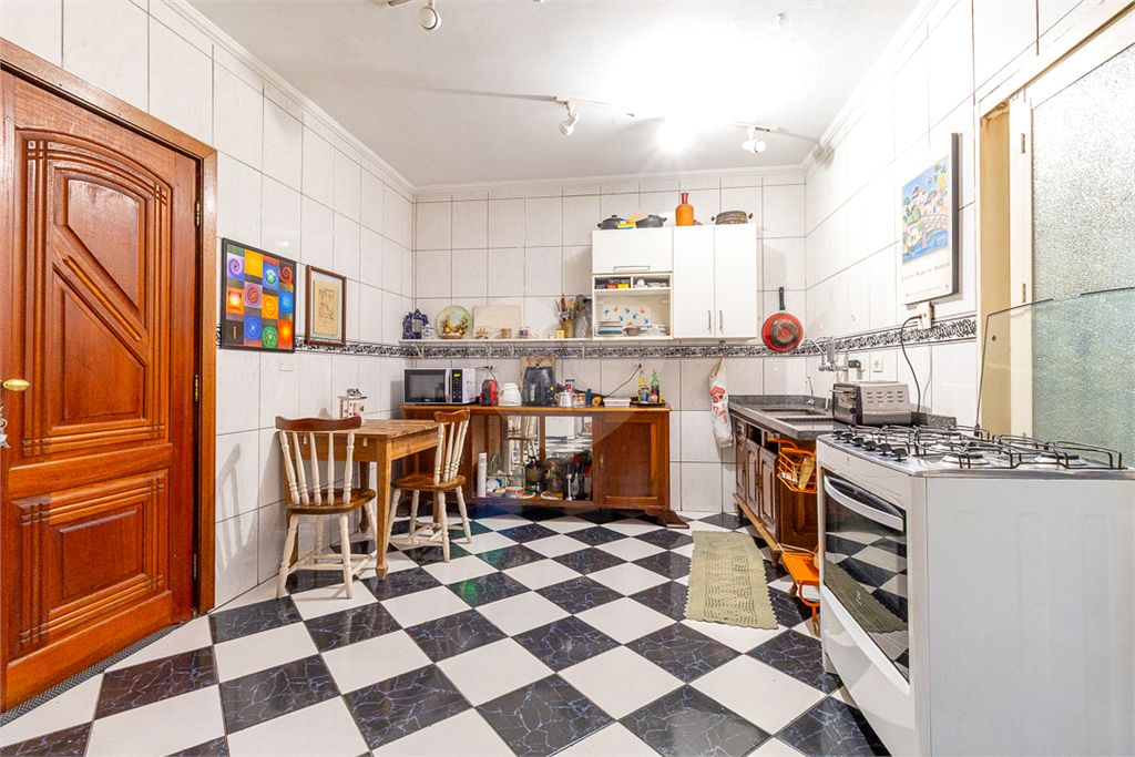 APARTAMENTO em PINHEIROS
