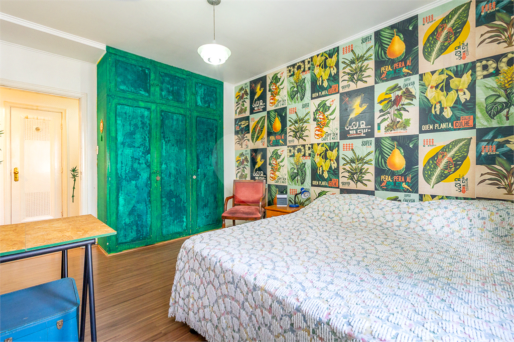 APARTAMENTO em PINHEIROS