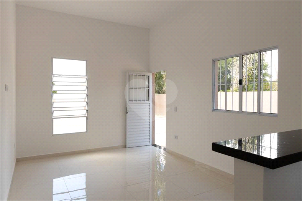 Casa à venda com 2 quartos, 59m² - Foto 10