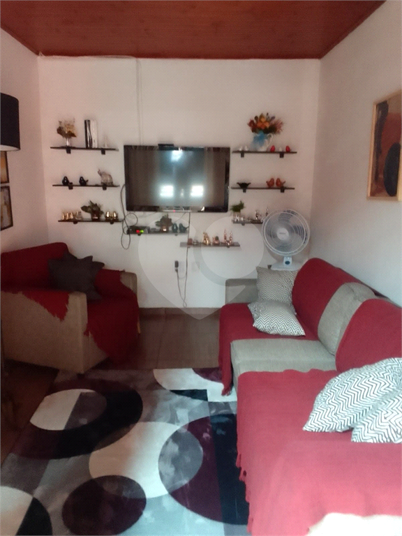 Casa à venda com 2 quartos, 180m² - Foto 11