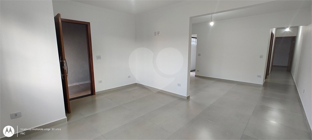 Casa à venda com 2 quartos, 120m² - Foto 11