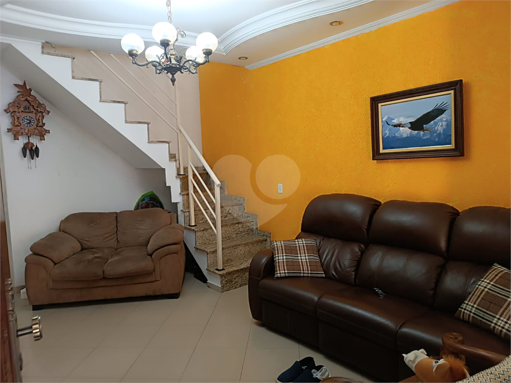 Sobrado a venda Vila Rio Branco zona leste 100 m² -com 3 dorm 02 banheiros ,02 vagas cobertas