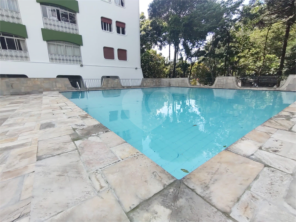 APARTAMENTO em TREMEMBÉ