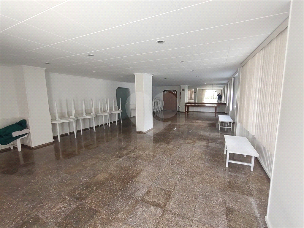 APARTAMENTO em TREMEMBÉ