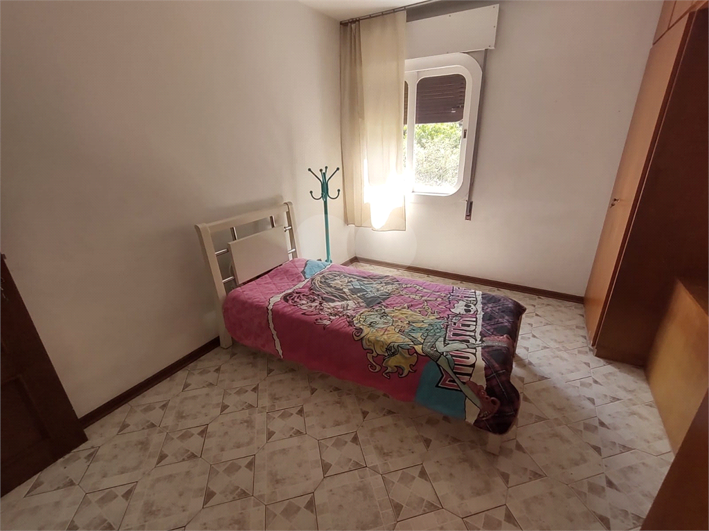 APARTAMENTO em TREMEMBÉ