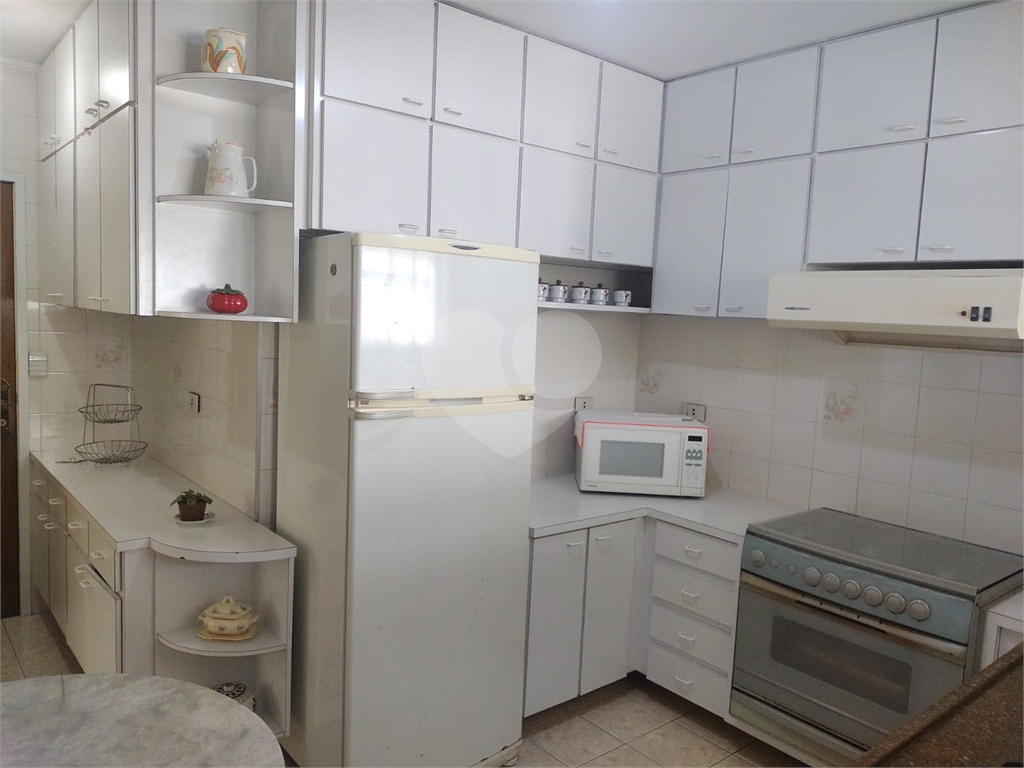 APARTAMENTO em TREMEMBÉ