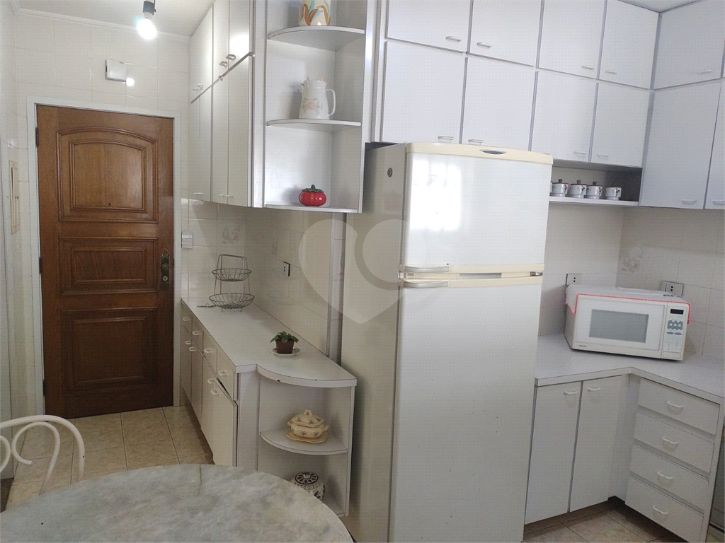 APARTAMENTO em TREMEMBÉ