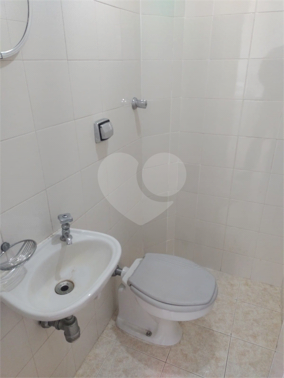 APARTAMENTO em TREMEMBÉ