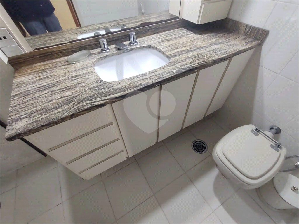 APARTAMENTO em TREMEMBÉ