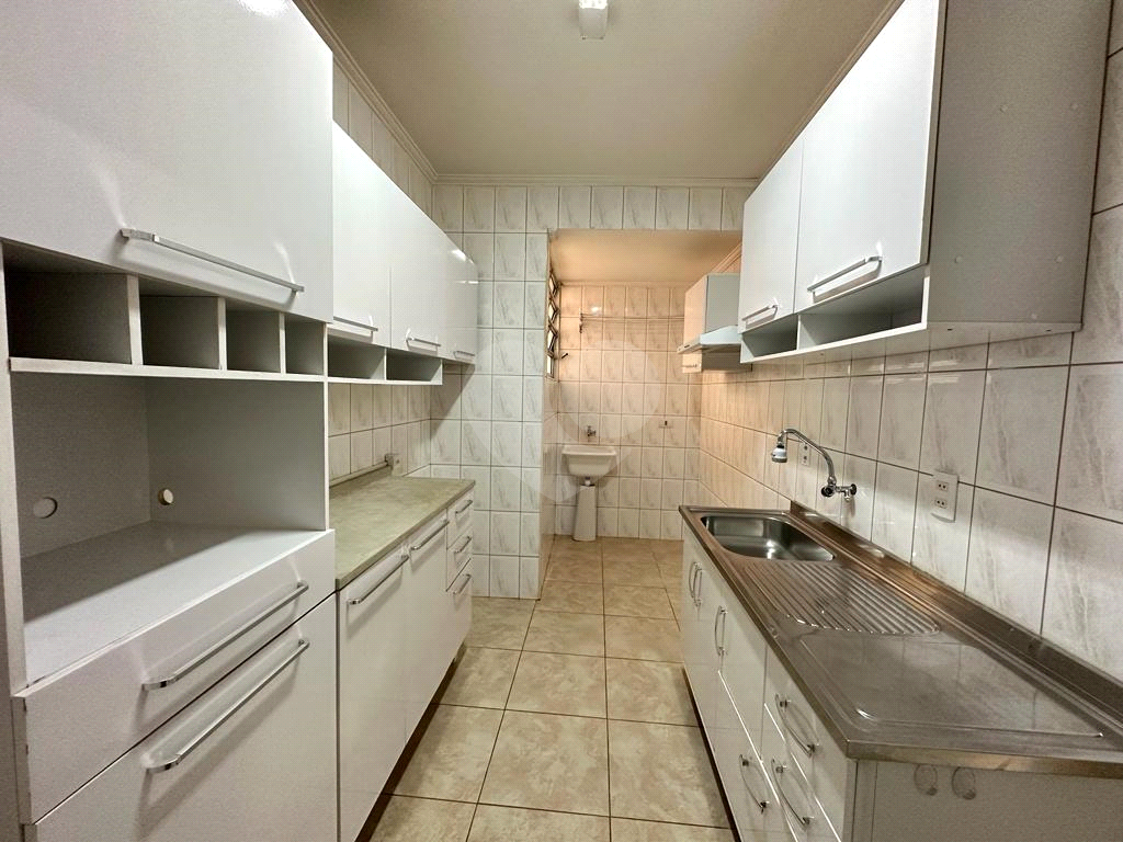 APARTAMENTO em PAULICÉIA