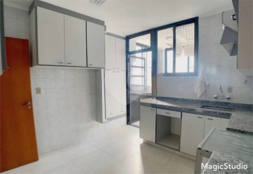 Apartamento à venda com 2 quartos, 110m² - Foto 6