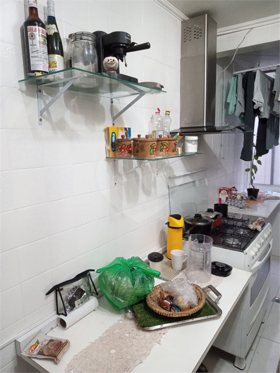 APARTAMENTO em LAPA