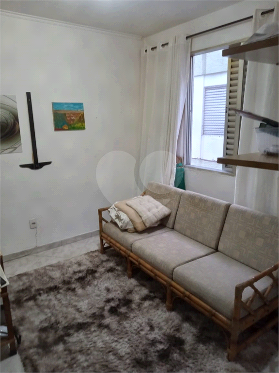 APARTAMENTO em LAPA