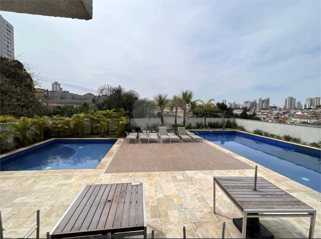 APARTAMENTO em CASA VERDE