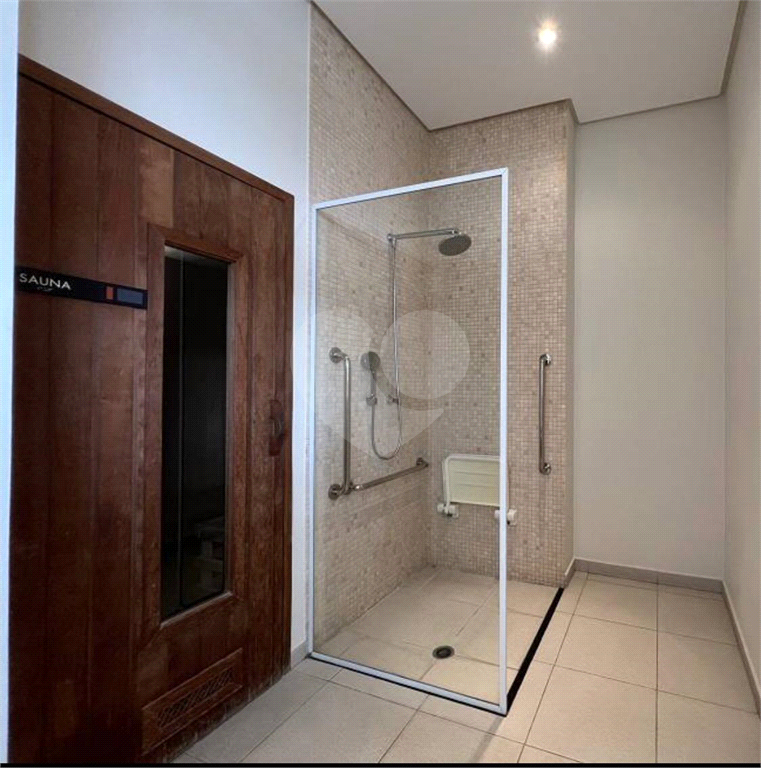 APARTAMENTO em CASA VERDE