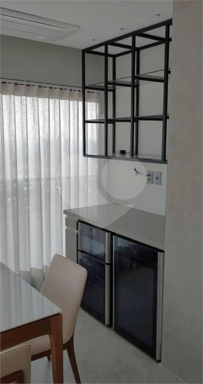 Apartamento Recém reformado e mobiliado.70m²  Jardim América SP