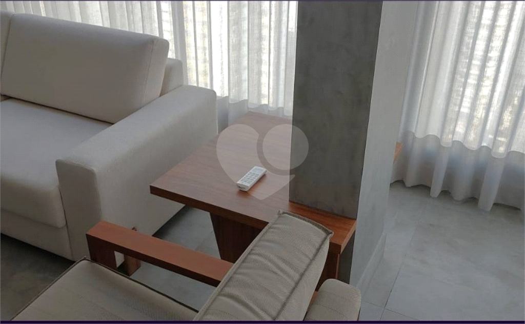 Apartamento Recém reformado e mobiliado.70m²  Jardim América SP