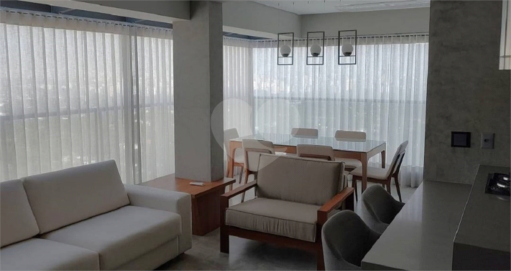 Apartamento Recém reformado e mobiliado.70m²  Jardim América SP