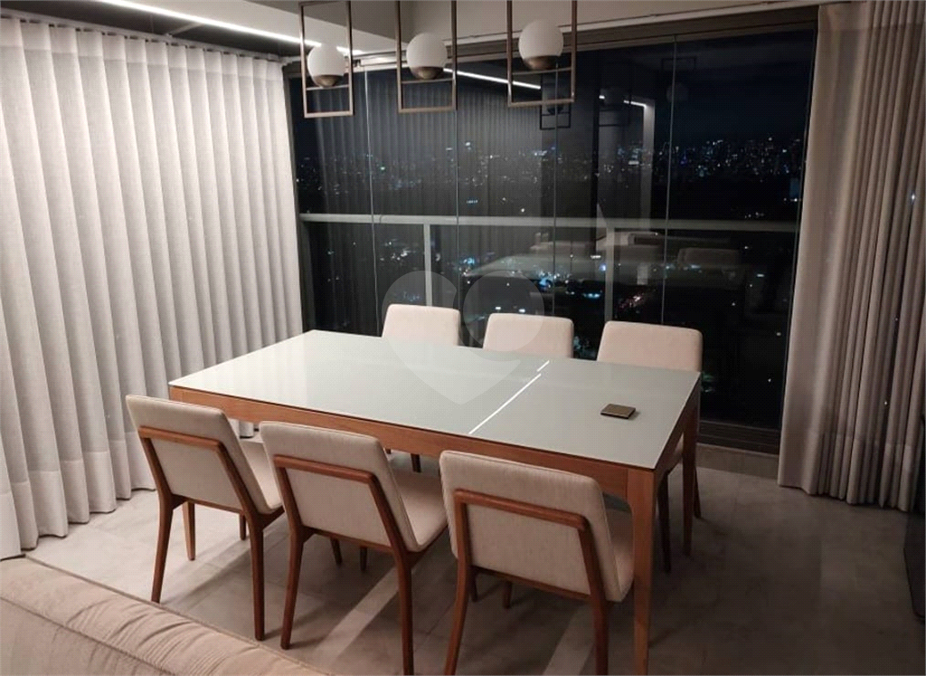 Apartamento Recém reformado e mobiliado.70m²  Jardim América SP