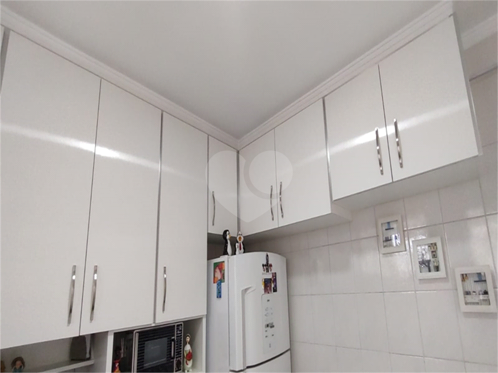 Apartamento à venda com 2 quartos, 62m² - Foto 11