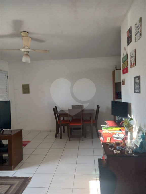 Apartamento à venda com 2 quartos, 60m² - Foto 14