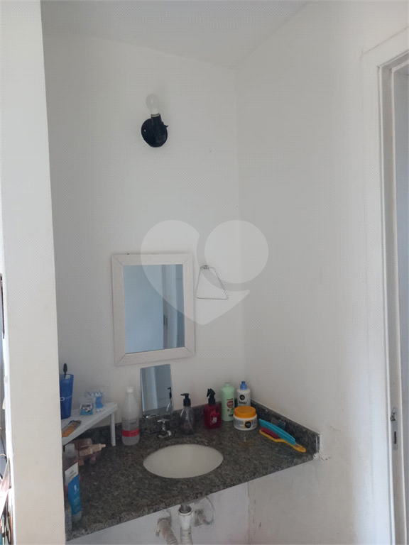 Apartamento à venda com 2 quartos, 60m² - Foto 11