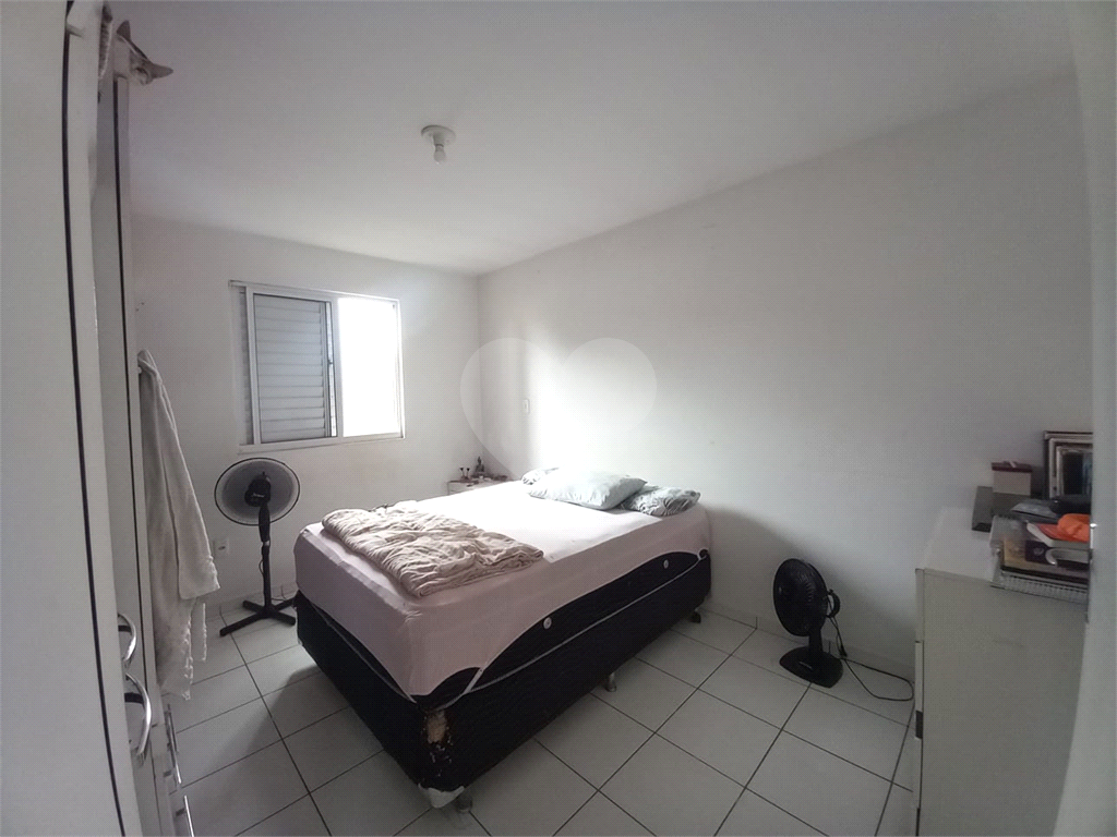 Apartamento à venda com 2 quartos, 60m² - Foto 10