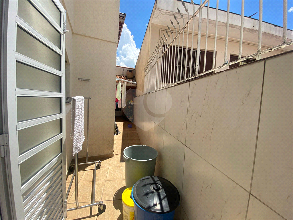 Sobrado com 03 dormitórios no Tremembe por R$ 850.000,00