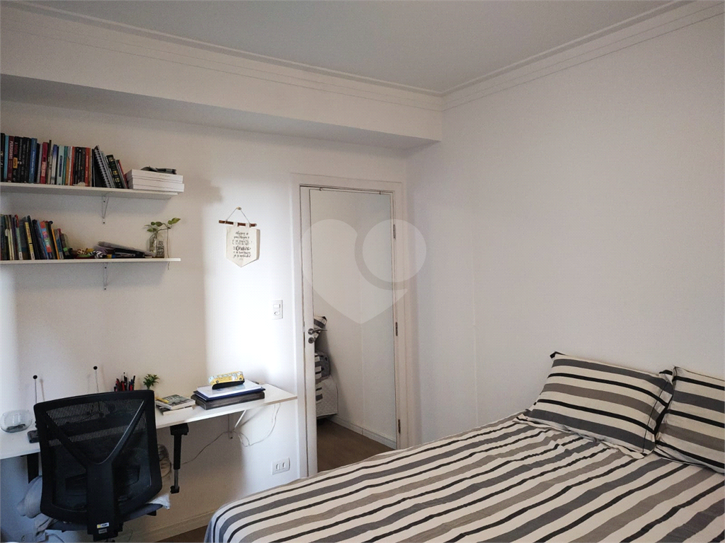 APARTAMENTO em CASA VERDE