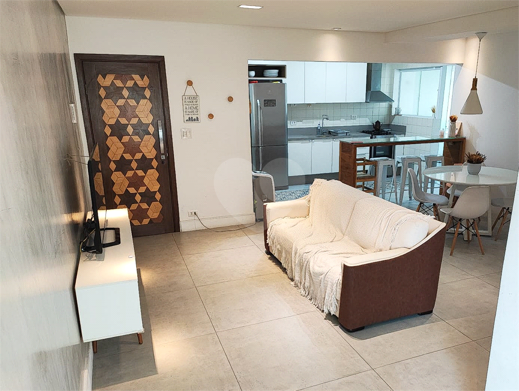 APARTAMENTO em CASA VERDE