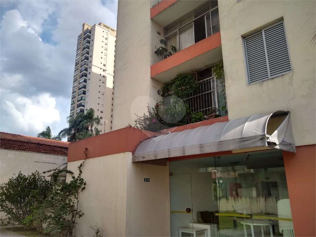 APARTAMENTO em VILA MASCOTE