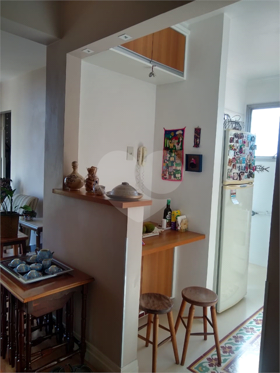 APARTAMENTO em VILA MASCOTE