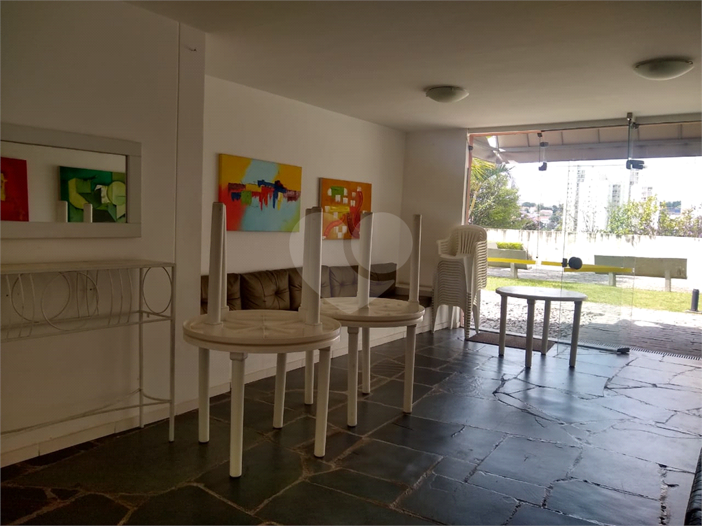 APARTAMENTO em VILA MASCOTE