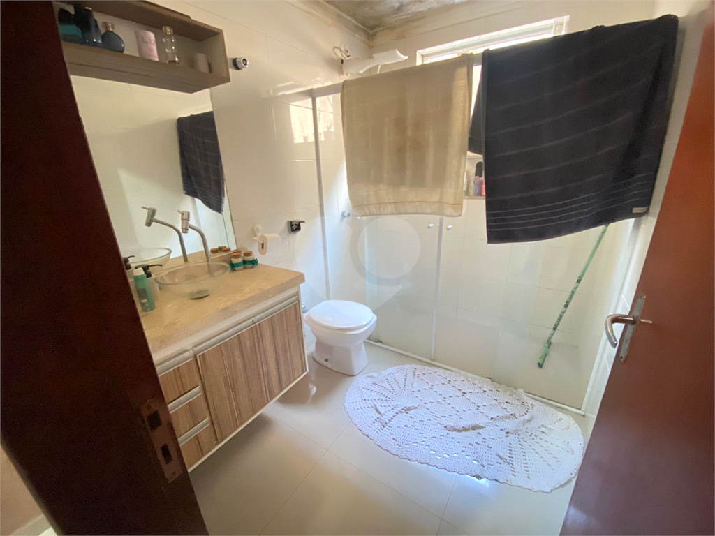 Casa à venda com 3 quartos, 196m² - Foto 8