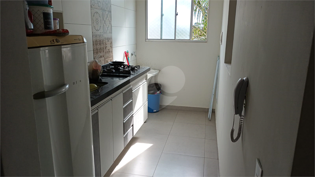 Apartamento à venda com 2 quartos, 45m² - Foto 17