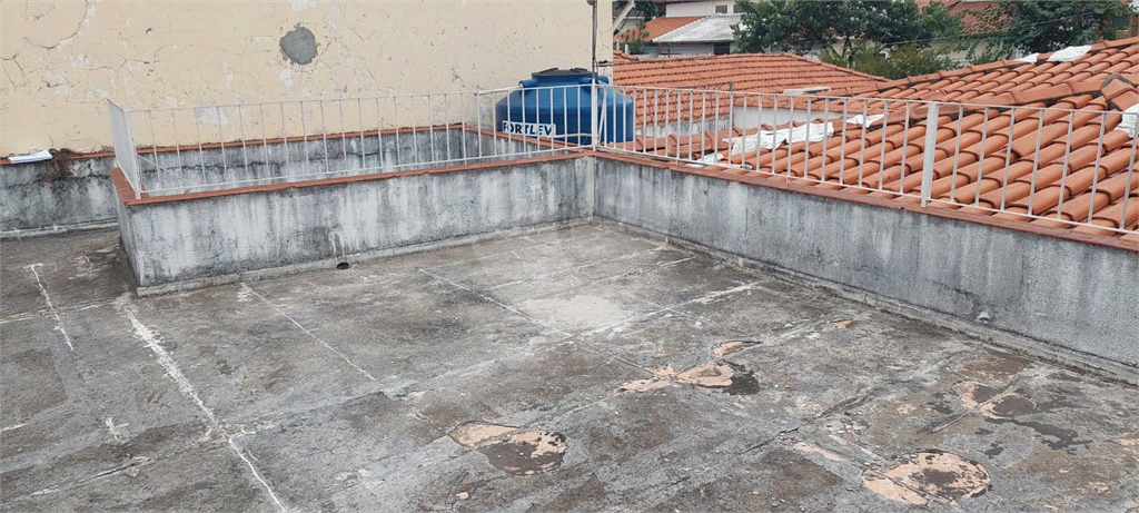 Casa Térrea, 02 dormitórios, 01 suíte e 4 vagas, quintal grande e armários, com 168 m2
