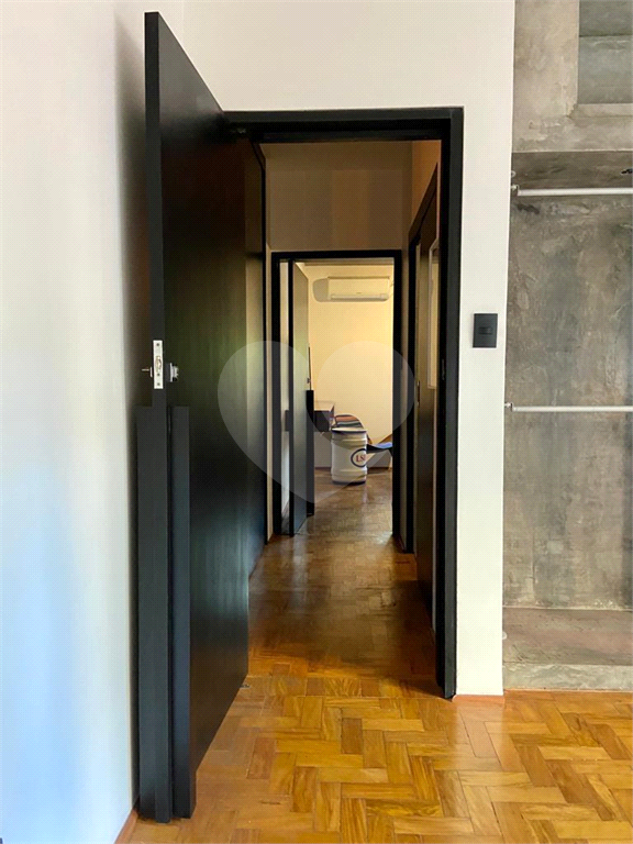 Apartamento a 650 mts do Metrô Trianon MASP