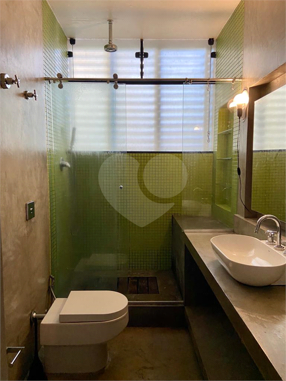 Apartamento a 650 mts do Metrô Trianon MASP
