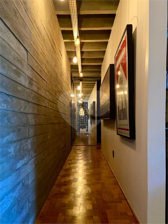Apartamento a 650 mts do Metrô Trianon MASP