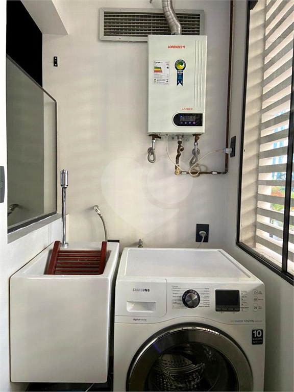 Apartamento a 650 mts do Metrô Trianon MASP