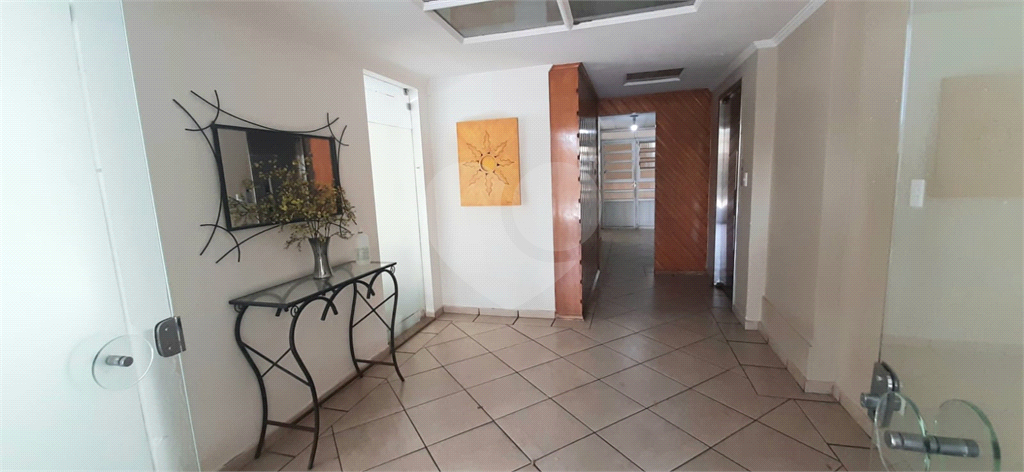 Apartamento à venda com 3 quartos, 70m² - Foto 27