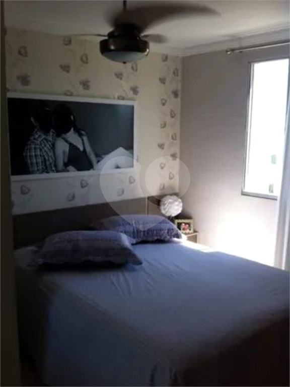 Apartamento à venda com 2 quartos, 48m² - Foto 18