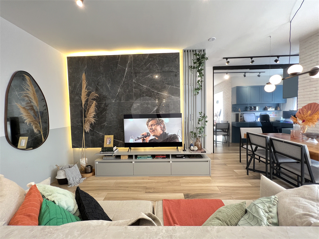 APARTAMENTO em CAMBUCI