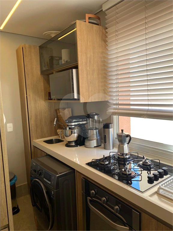 APARTAMENTO em PINHEIROS