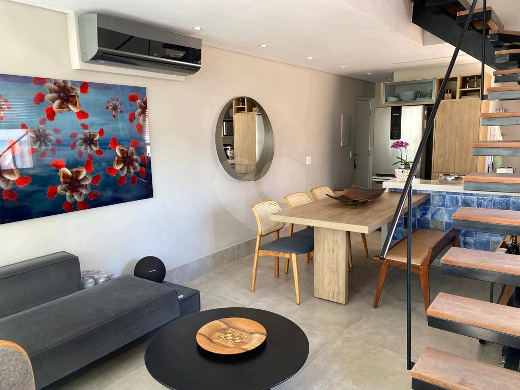 APARTAMENTO em PINHEIROS