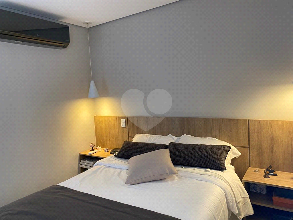 APARTAMENTO em PINHEIROS