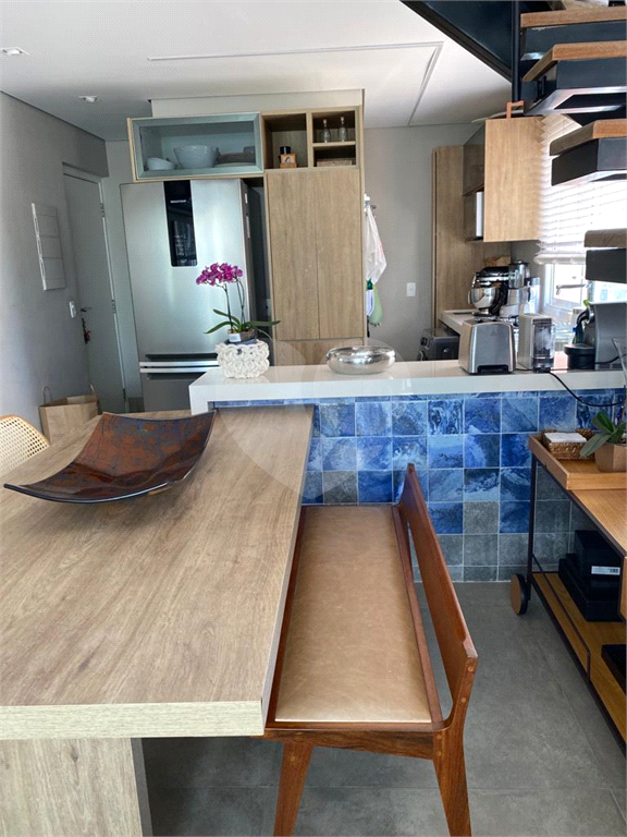 APARTAMENTO em PINHEIROS