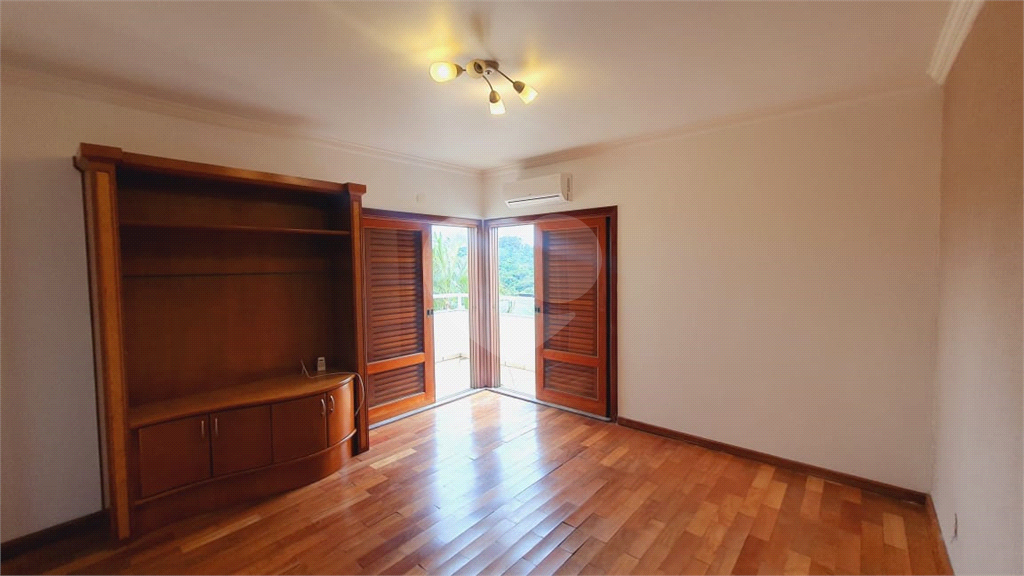 Sobrado à venda com 4 quartos, 386m² - Foto 53