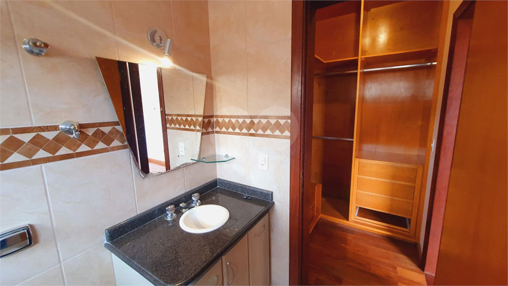 Sobrado à venda com 4 quartos, 386m² - Foto 37